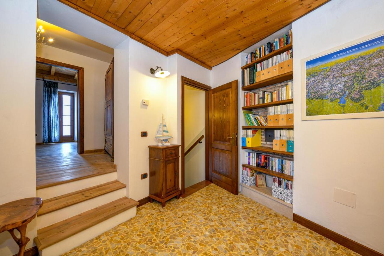 Вилла Casa Nel Borgo - Casa Oliva Tremosine Экстерьер фото
