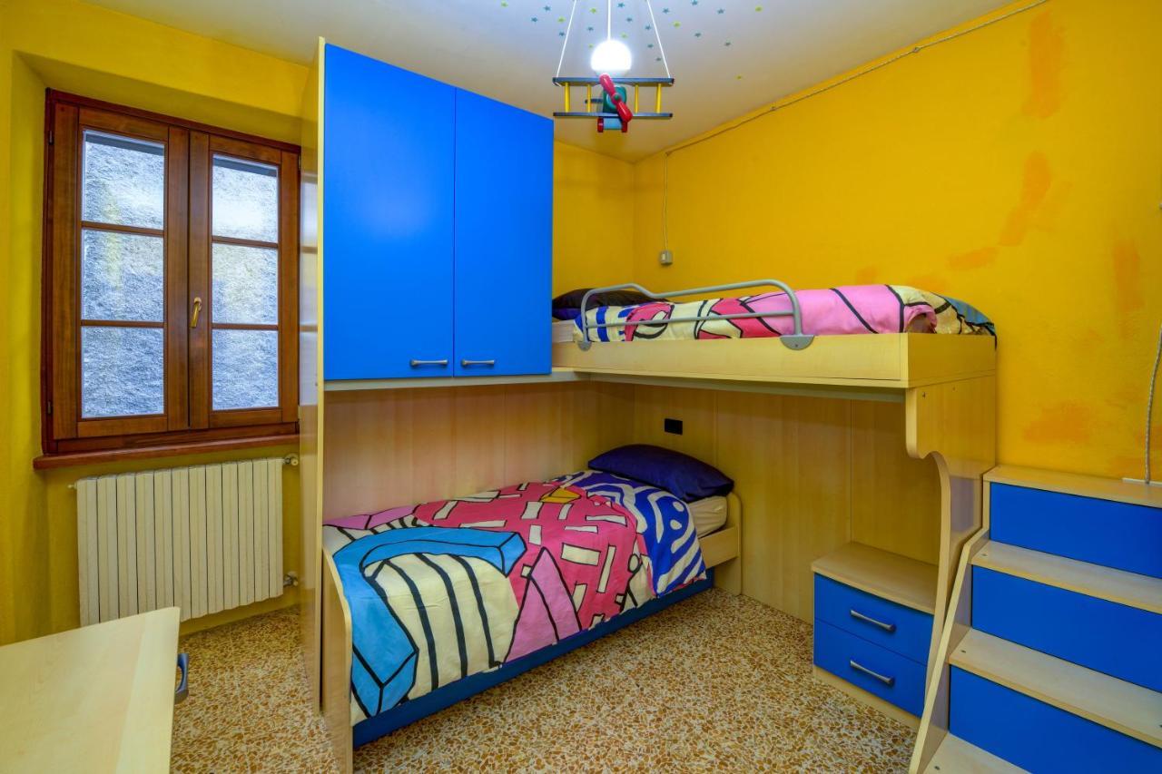 Вилла Casa Nel Borgo - Casa Oliva Tremosine Экстерьер фото