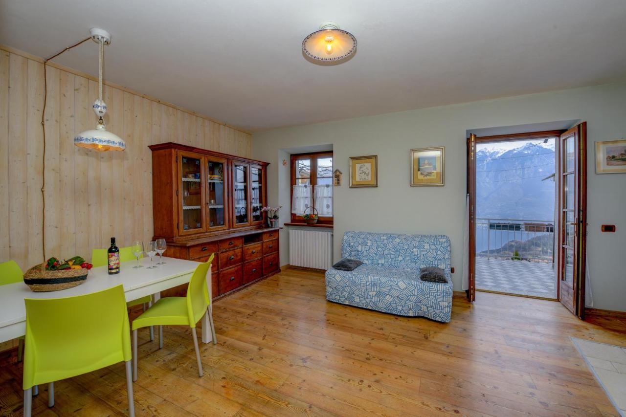 Вилла Casa Nel Borgo - Casa Oliva Tremosine Экстерьер фото
