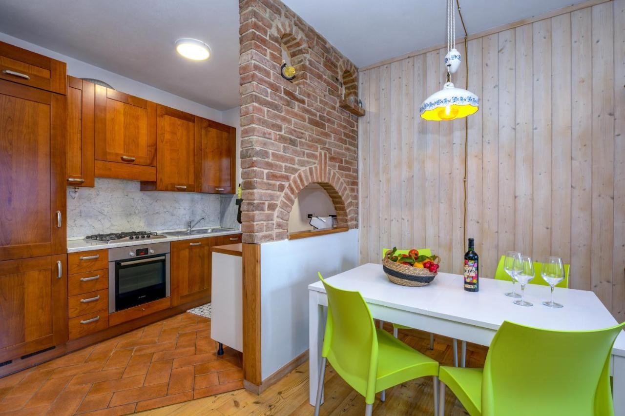Вилла Casa Nel Borgo - Casa Oliva Tremosine Экстерьер фото